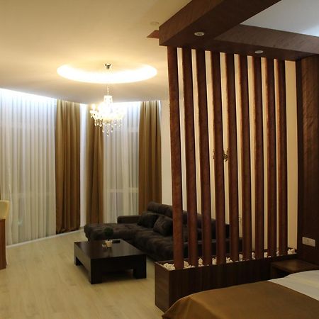 Ideal City Tutin Luaran gambar