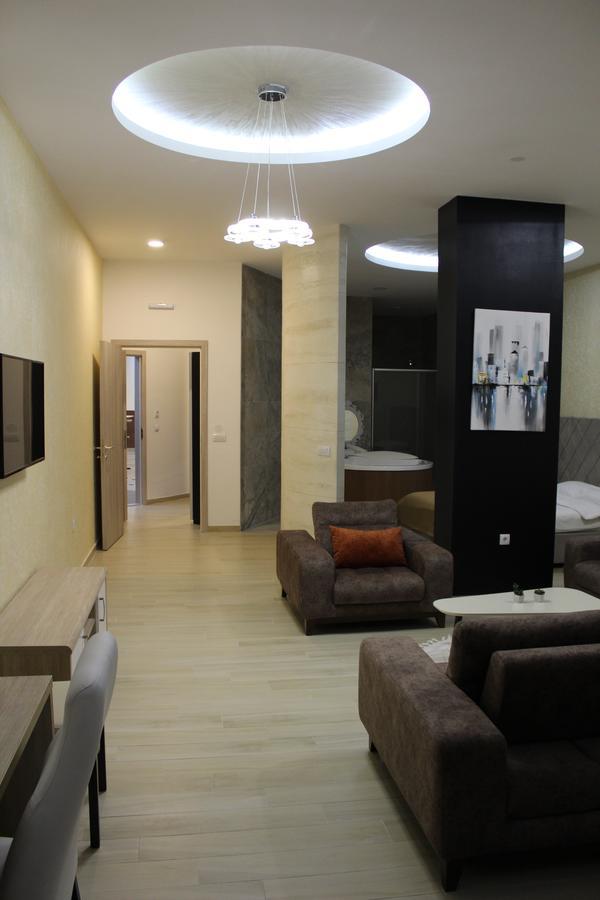 Ideal City Tutin Luaran gambar